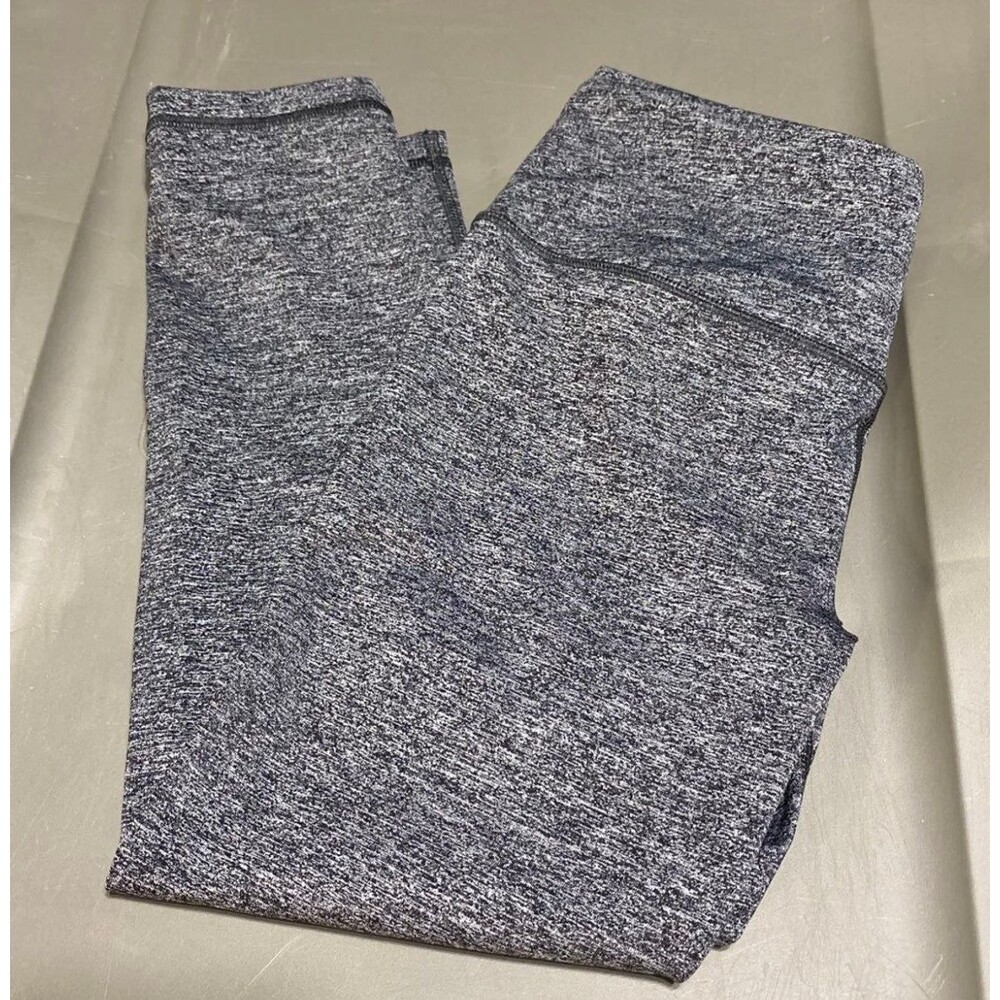 Victoria Secret capris sz small